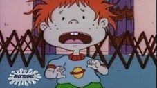 Chuckie Loses His Glasses