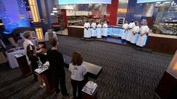 8 Chefs Compete (1)