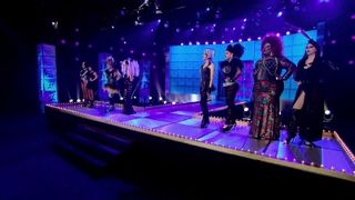 Queens Behaving Badly
